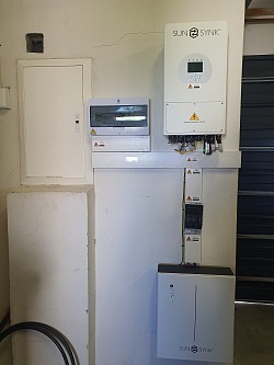 5Kw Inverter And 5Kwh Battery